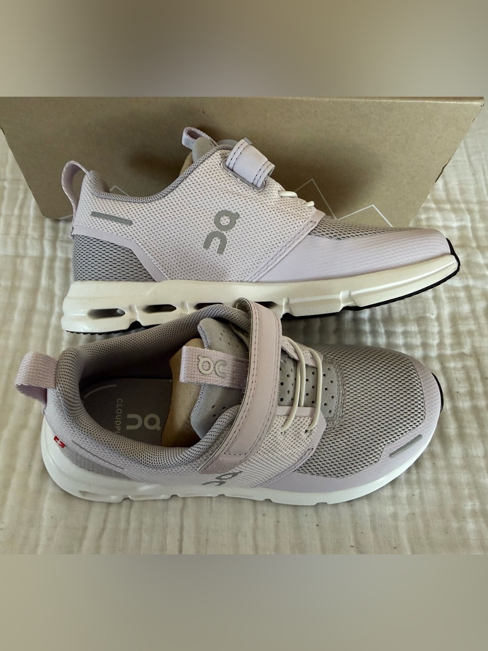 NIB On Kids' Preschool Cloud Play Shoes Size 13T